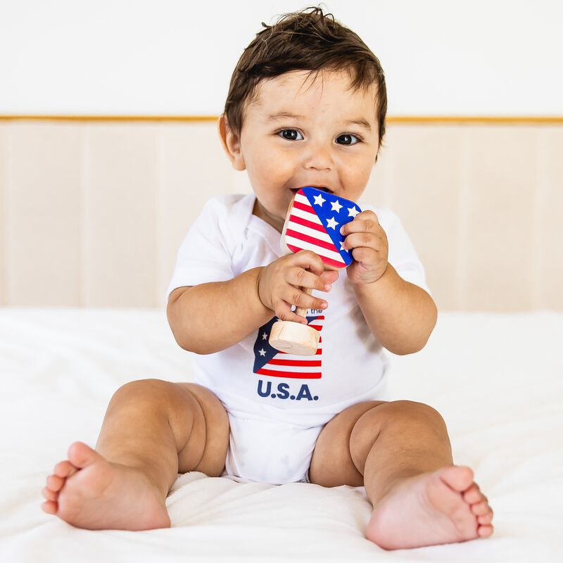 Grasp & Giggle Flag Rattle image number 3