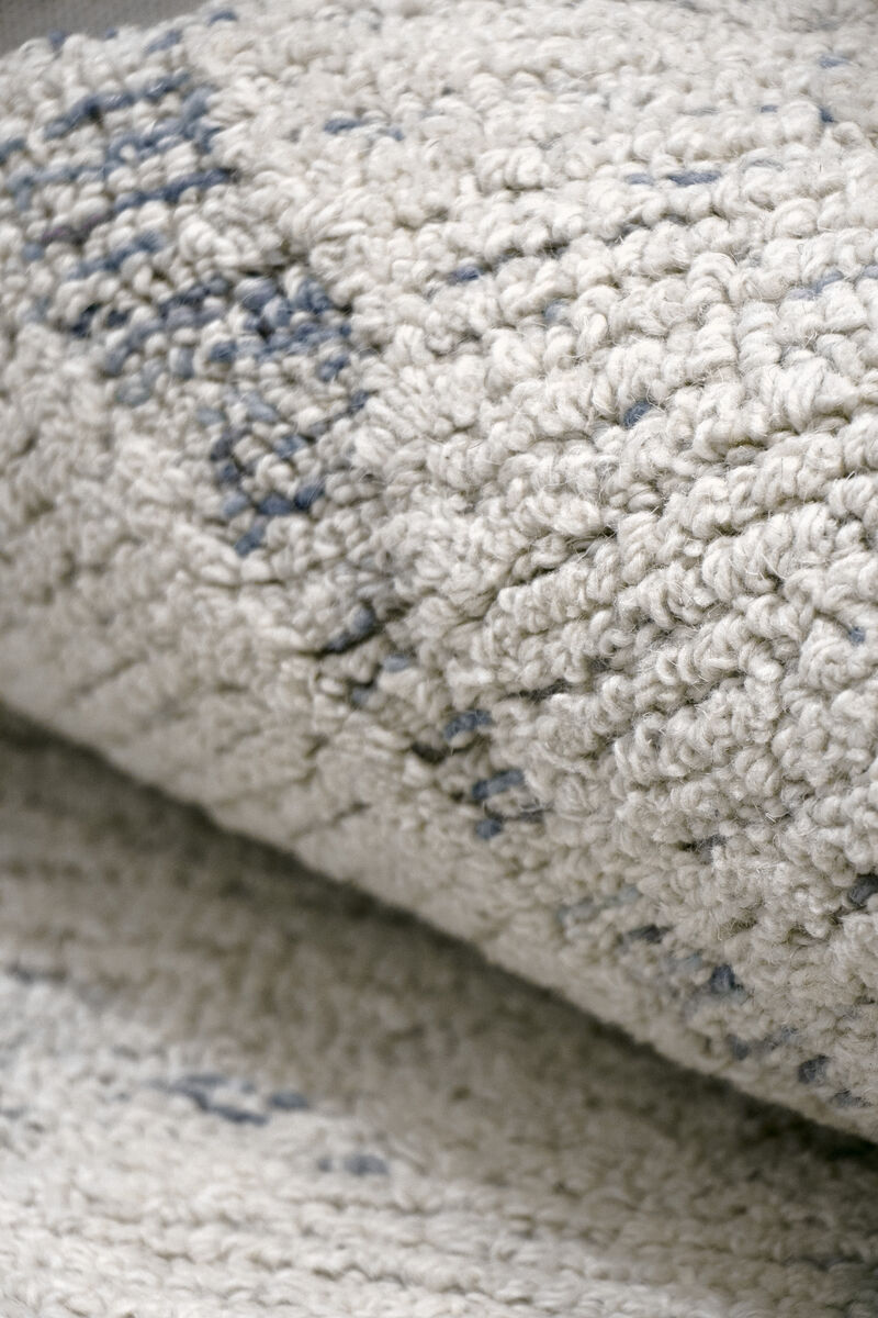 Pasargad Home Harmony Hand-Tufted Ivory/Blue Area Rug image number 3
