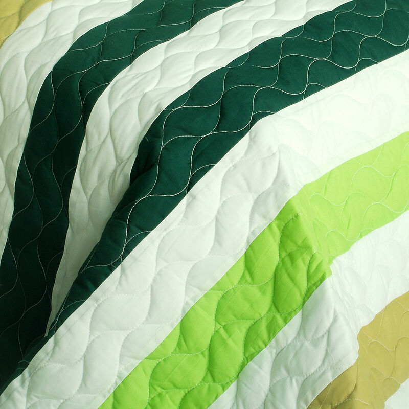 3PC Quilted Patchwork Quilt Set Queen Size Stylish Soft Bedspread image number 2