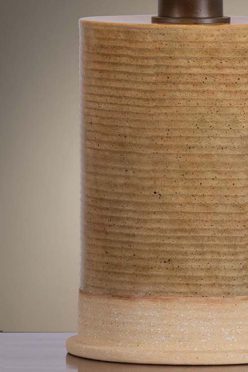 Kerwin Table Lamp image number 5