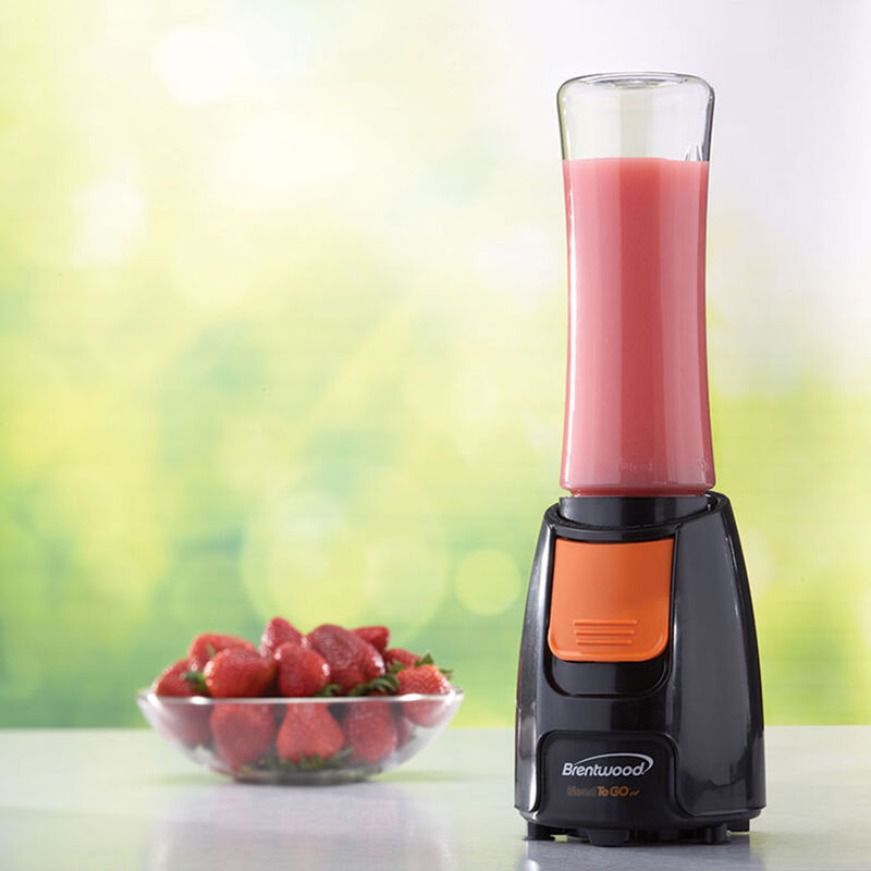 Brentwood Blend-To-Go Personal Blender in Black and Orange