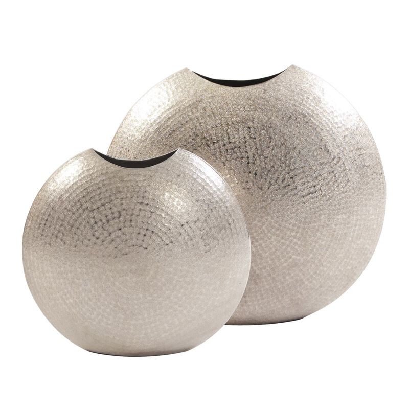 HomeRoots 14" Silver Hammered Round Aluminum Table Vase image number 2