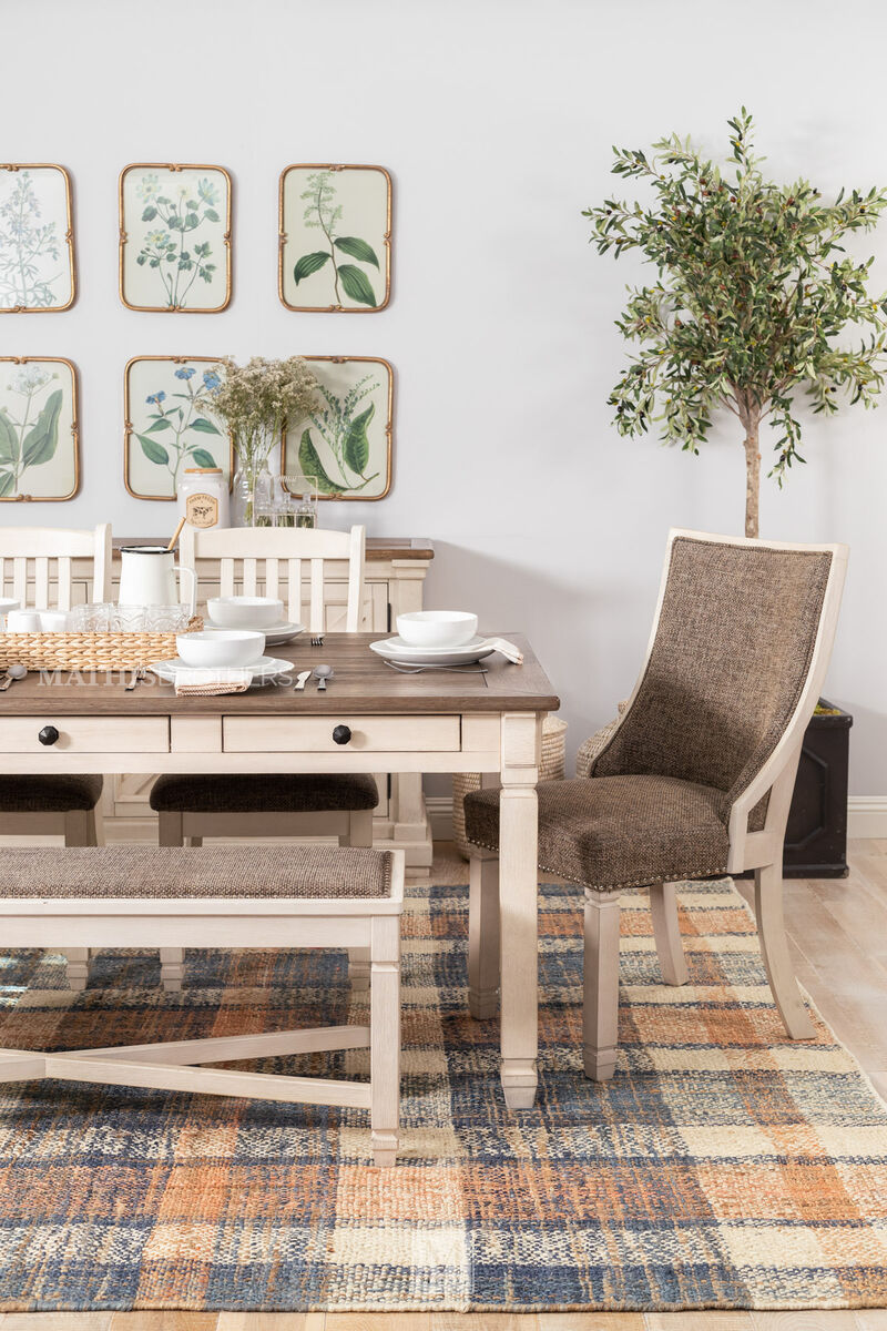 Bolanburg Dining Table image number 2