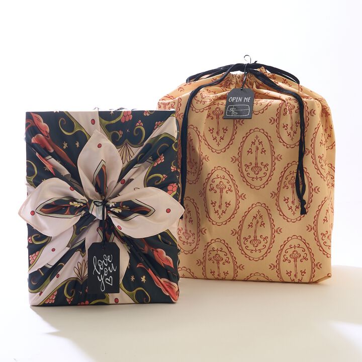 WRAPPR Reusable Fabric Gift Wrap Set with Gift Bag, Tags & Chalk Marker &ndash; Large