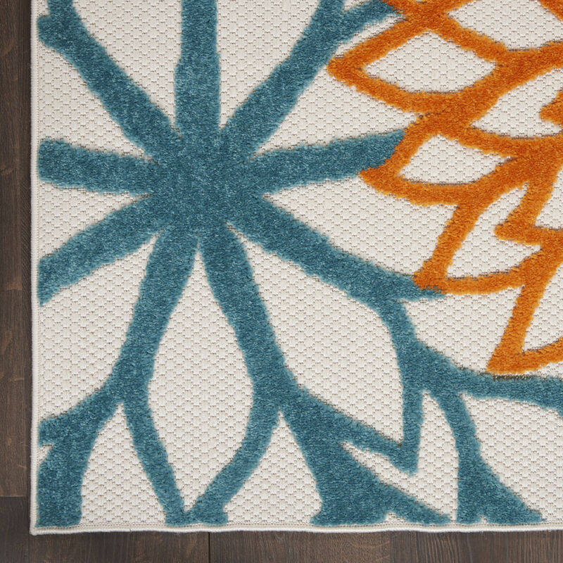 HomeRoots Floral Indoor Outdoor Area Rug image number 4