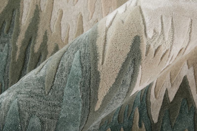 Maridian 8A70F Green 5' x 8' Rug image number 4