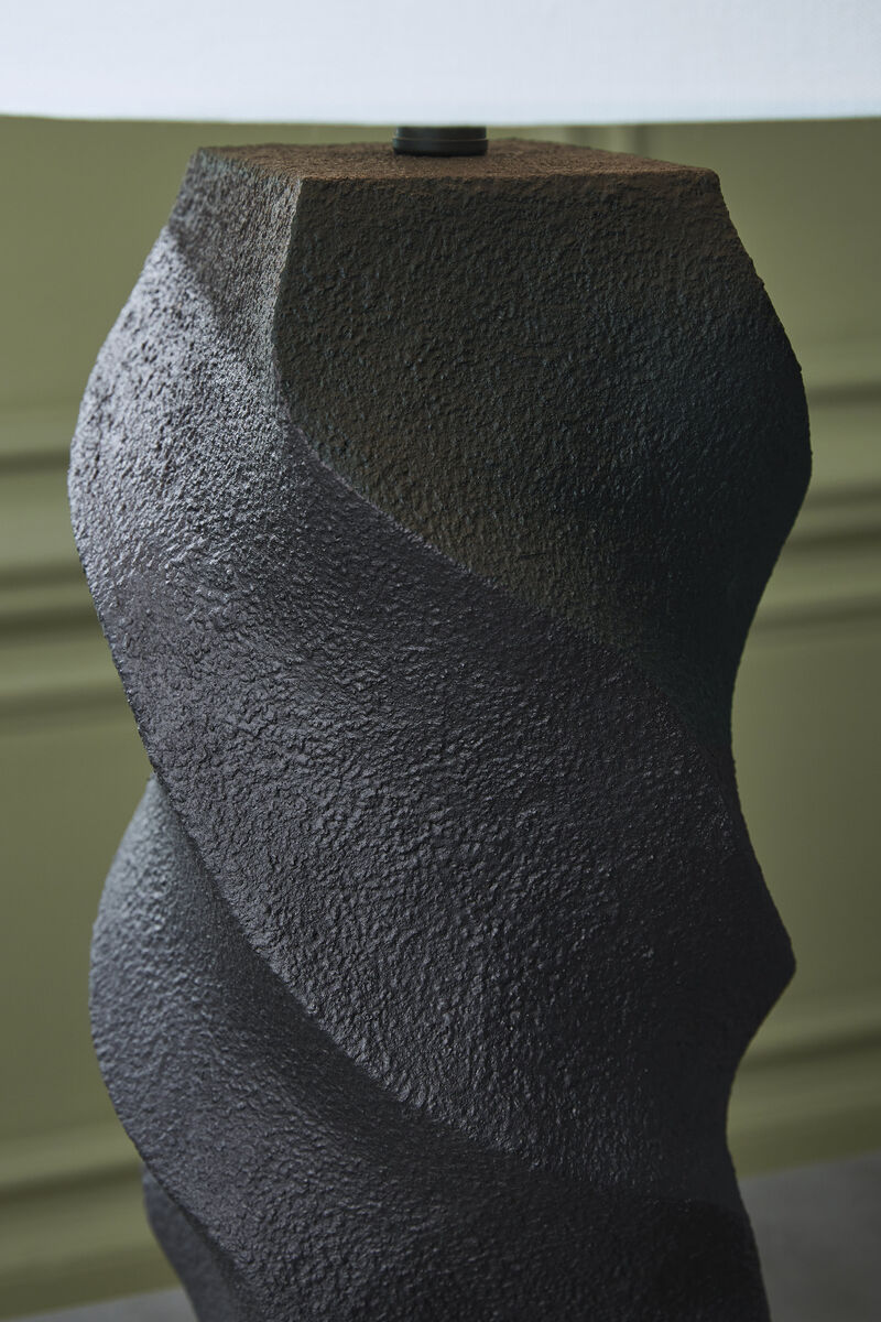 Amillion Table Lamp image number 2