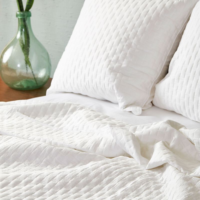 BedVoyage Luxury 100% viscose from Bamboo Quilted Brick Coverlet