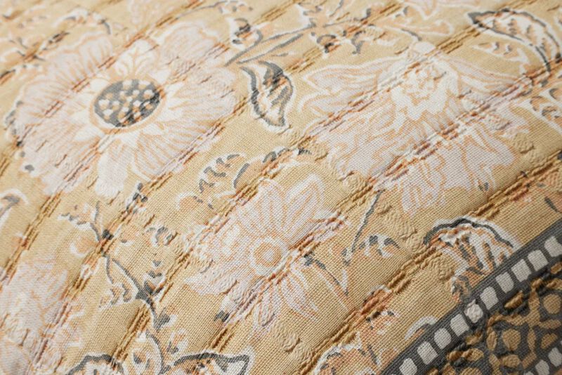 PLL0116 Wheat/Multi 16''x26'' Poly Pillow