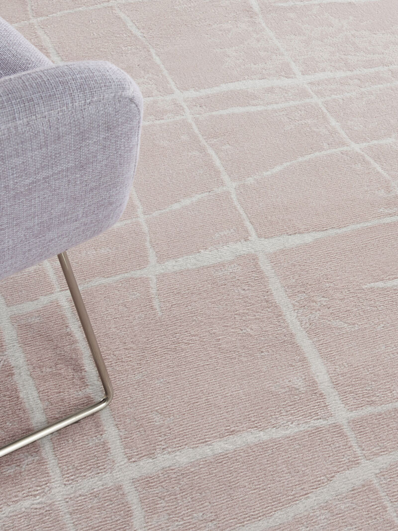 Whimsicle WHS09 Pink/Ivory 7' x 10' Rug image number 8