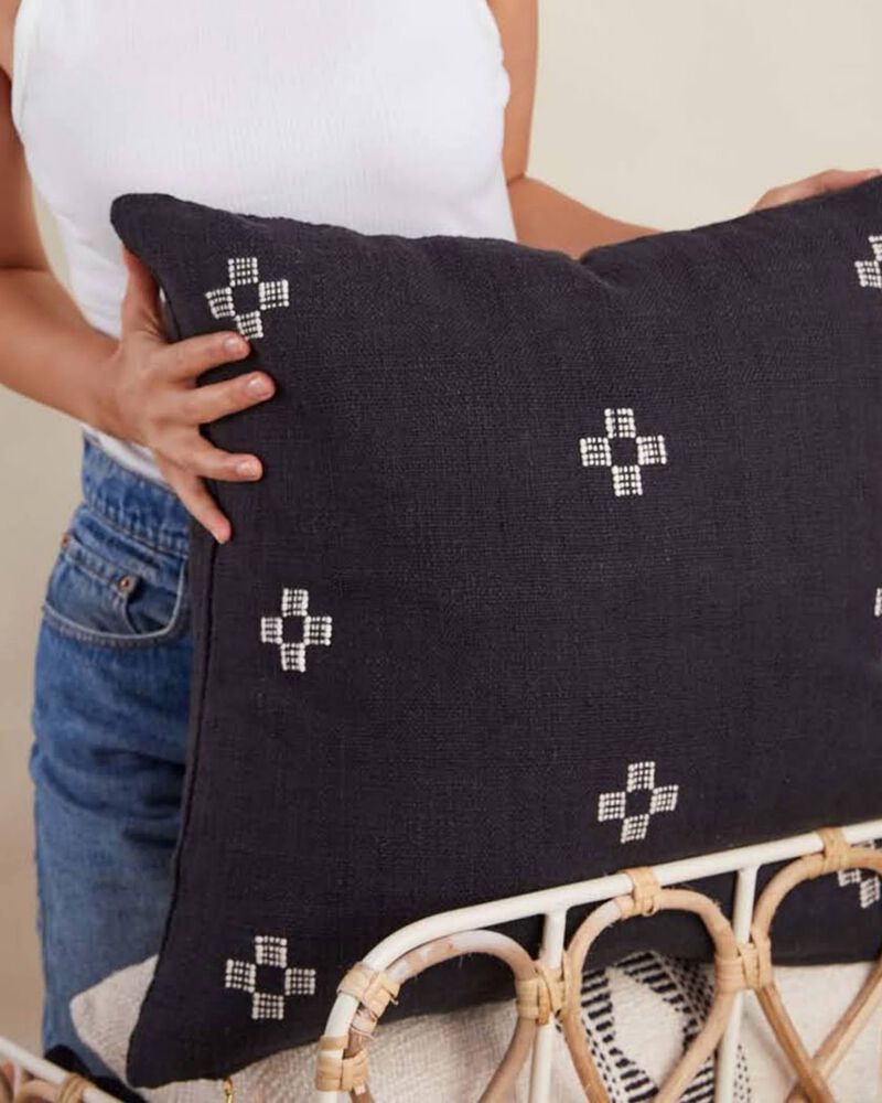 Marguerite Pillow Cover 20" x 20"