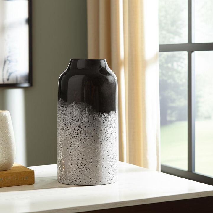 HomeRoots 10" Black And Gray Abstract Glass Cylinder Table Vase