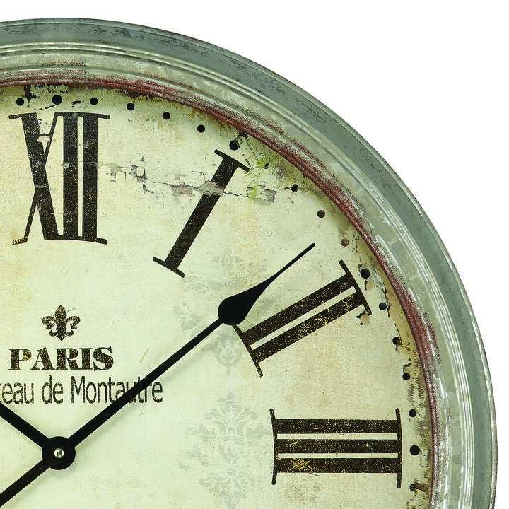 Chateaude Montautre Clock
