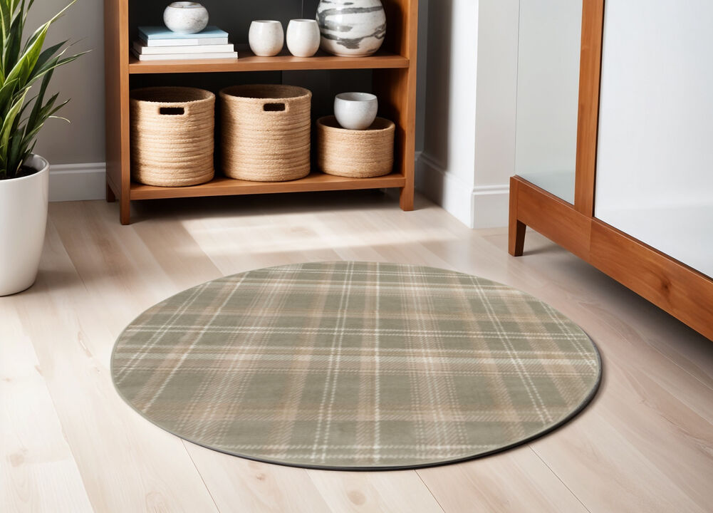 HomeRoots Plaid Round Rug