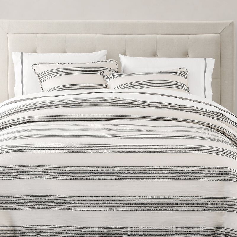Blackberry King Comforter Set image number 1