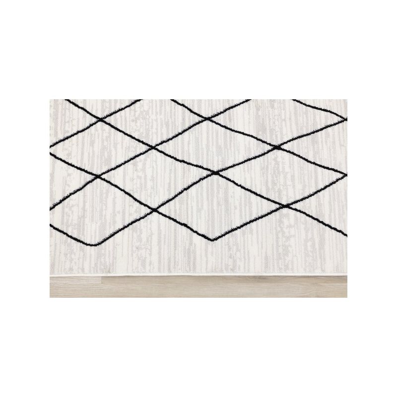 Novelle Home Meridian Neutral Trellis Indoor Area Rug, 5'3 x 7'7 image number 2