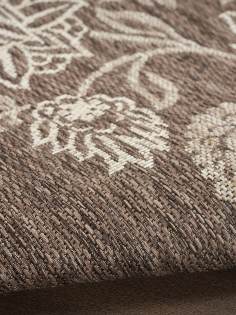 Garden Oasis GOA03 Mocha 5' x 7' Rug