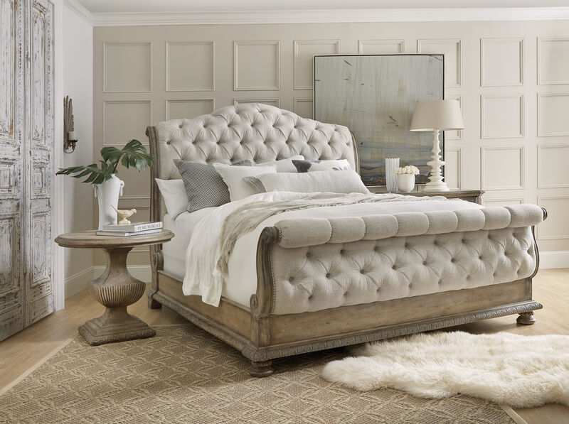 Castella King Tufted Bed