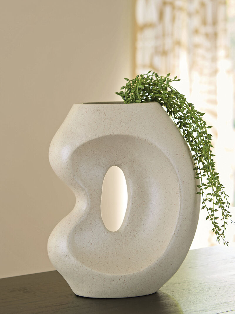 Odion Vase image number 1