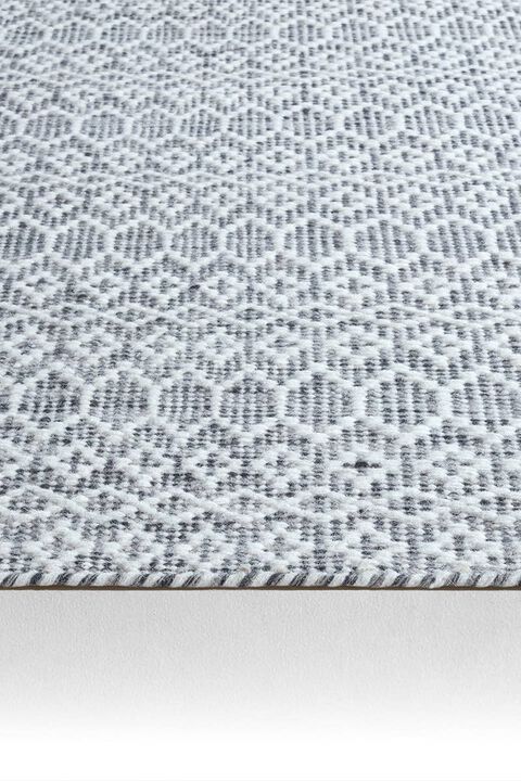 Enclave Calliope Ghost Gray 5' x 8' Rug