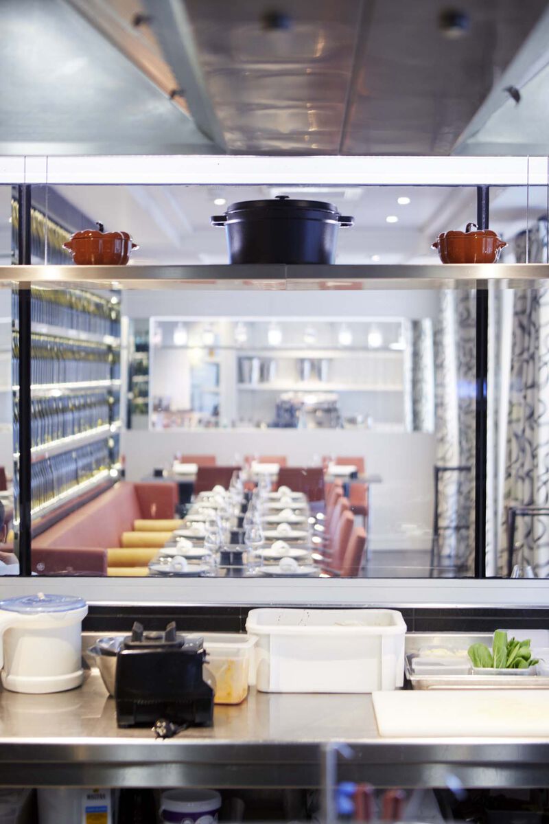 Staub Cast Iron 9-qt Round Cocotte