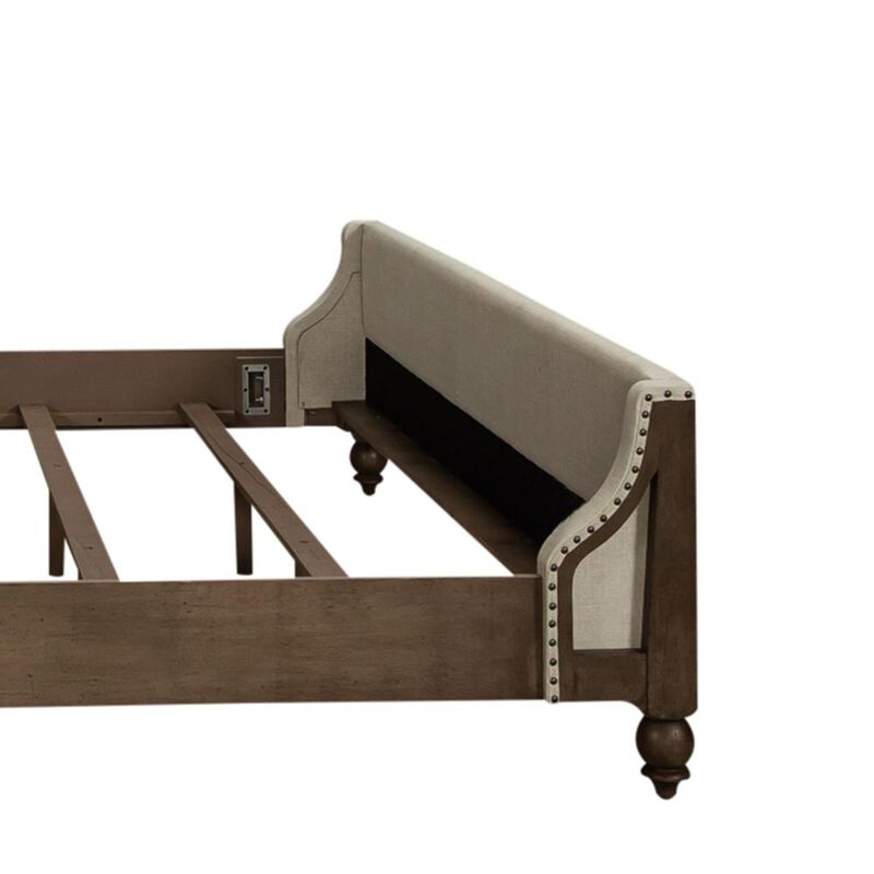 Liberty Furniture Americana Farmhouse Queen Shelter Bed in Dusty Taupe image number 4