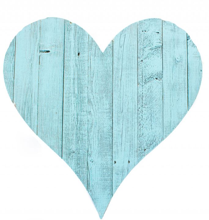 HomeRoots Turquoise Reclaimed Wood Heart Wall Decor