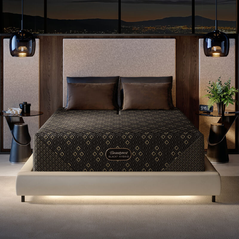 Beautyrest Black Hybrid Series Four XCS Queen Medium Mattress image number 2