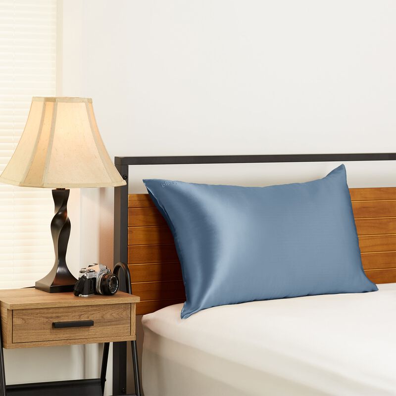Blissy 100% Mulberry Silk Pillowcase image number 3