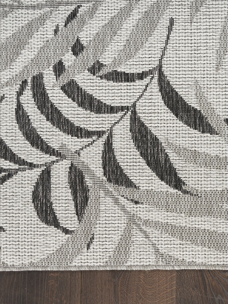 Garden Oasis GOA01 Gray 6' x 9' Rug