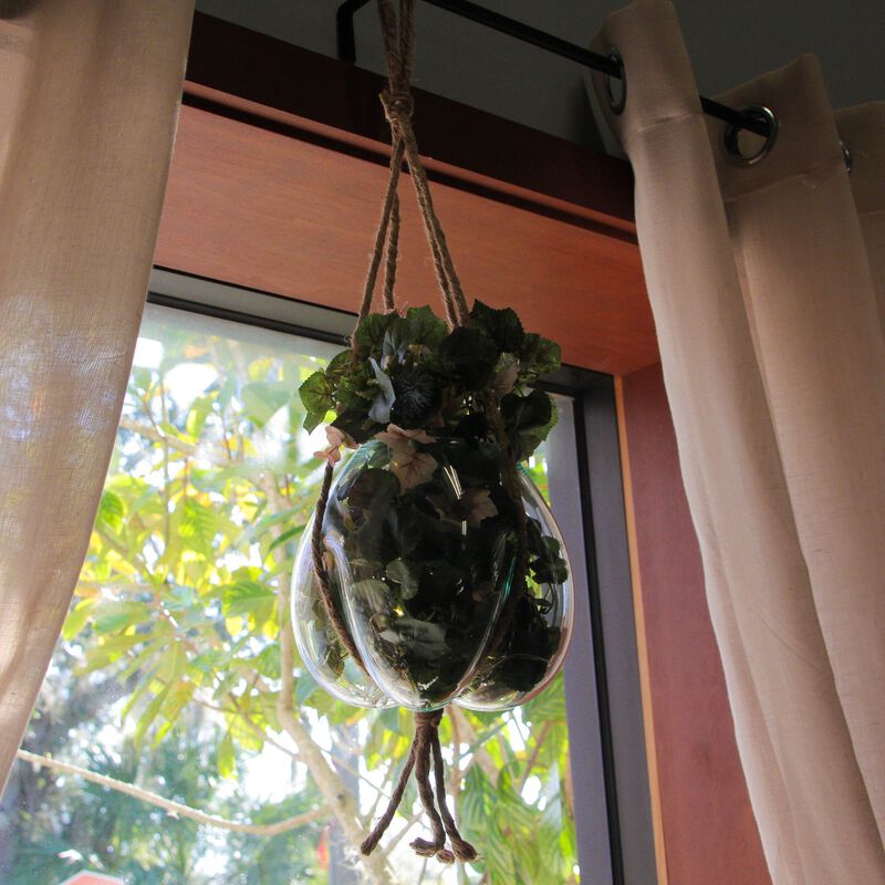 Hanging Molten Glass Terrarium Planter, 9x9 Inch, Handmade image number 7