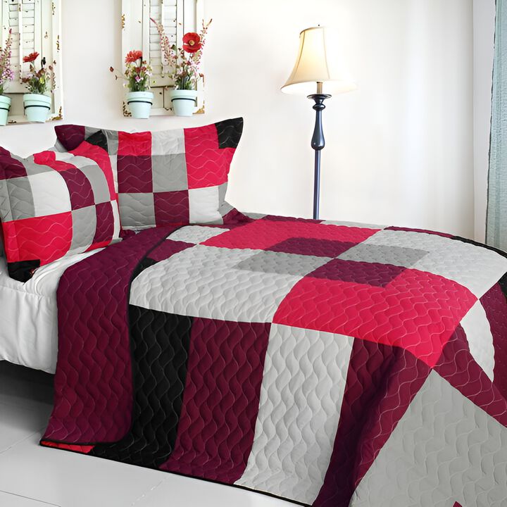Girls Daydream Queen Size 3 Piece Patchwork Quilt Set with Vermicelli Quilting-Pink