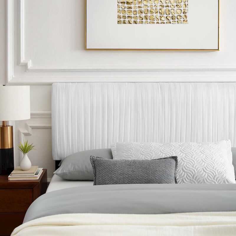 Peyton Performance Velvet Full Platform Bed image number 8