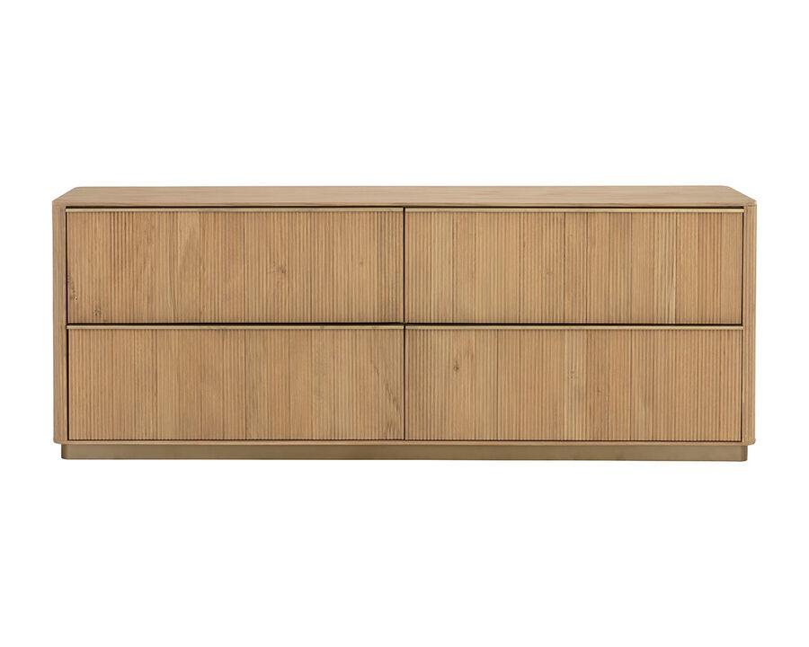Averly Dresser