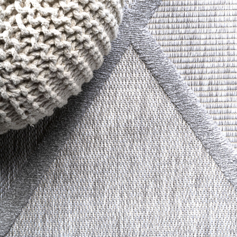 Salines Diamond Trellis Square Indoor/Outdoor Area Rug