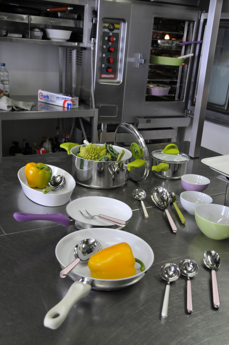 Fantasia 7-Piece Serving Set in Pale Rose