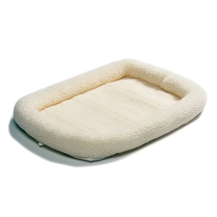 Soft Fleece Sheepskin-Style Pet Bed Mat for Medium Breeds
