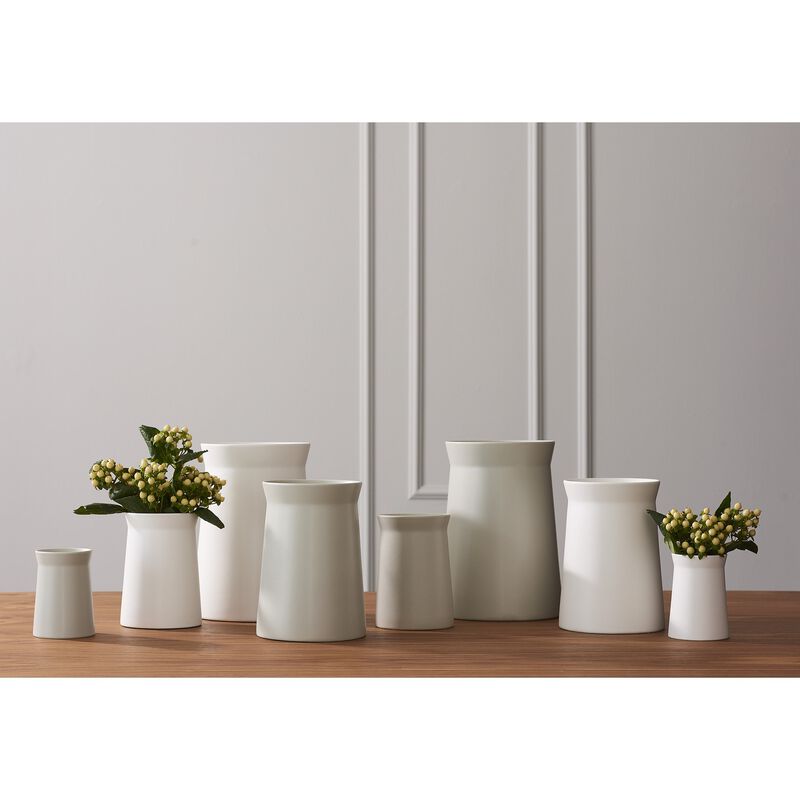 Soft Curve Vase
