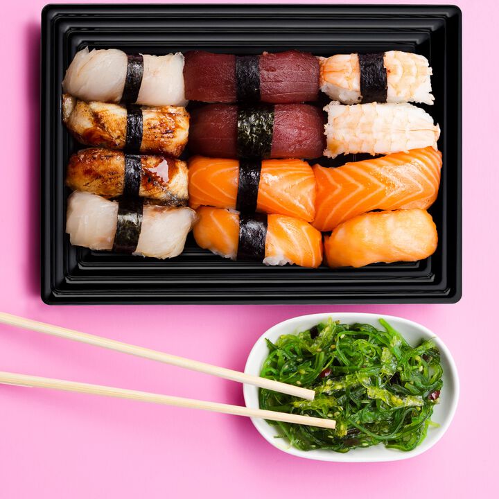 9" x 13" Black Rectangular with Groove Rim Plastic Serving Trays (24 Trays)