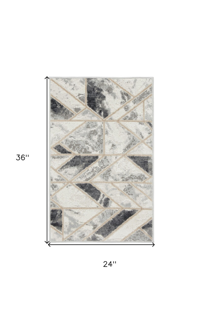 HomeRoots Geometric Non Skid Area Rug image number 2