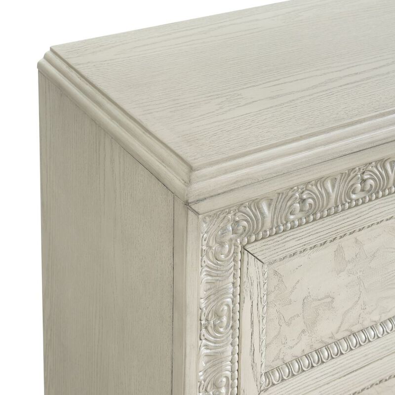 Romilly White Chest image number 5