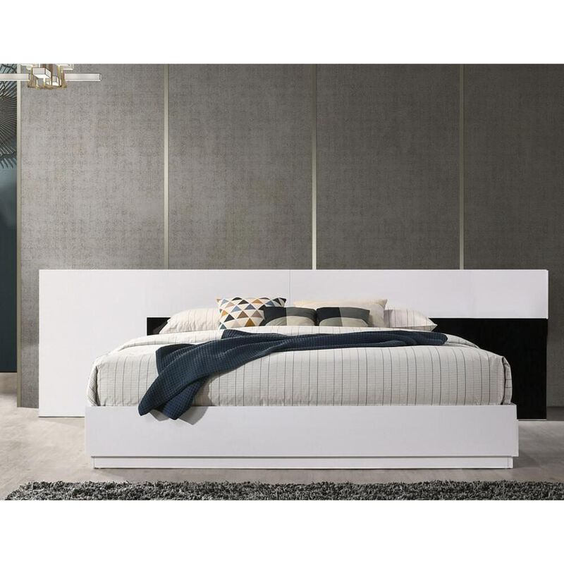 Best Master Furniture Best Master Bahamas Poplar Wood California King Platform Bed in Black/White