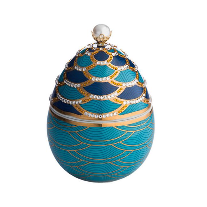 Candle in Ceramic Egg BOIS DE ROUSSIE 7 oz Blue with Gold Scales 5.12 diam. x 6.5 in