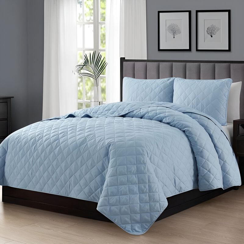 3-Piece Microfiber Reversible Diamond Quilt Set Soft Lightweight Bedding