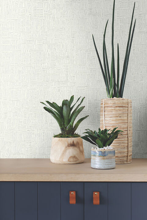 Chiseled White Abstract Wallpaper