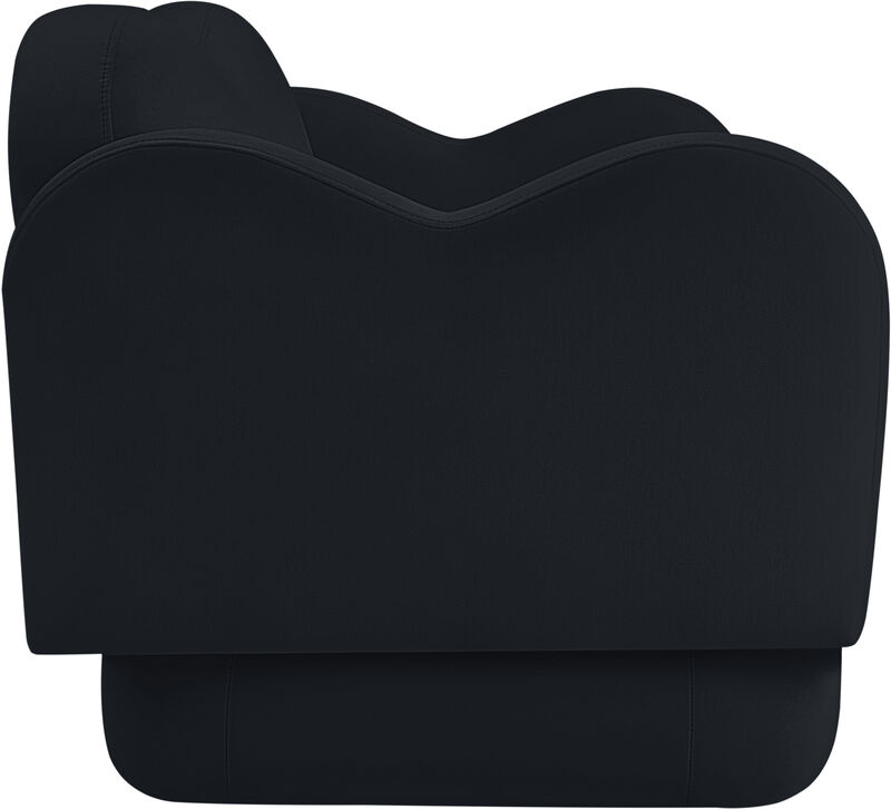 Meridian Furniture Bloom Black Velvet Loveseat