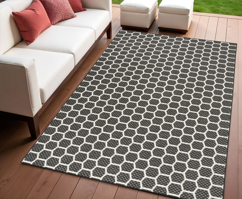 HomeRoots 4' X 6' Black And Ivory Geometric Indoor Outdoor Area Rug image number 1