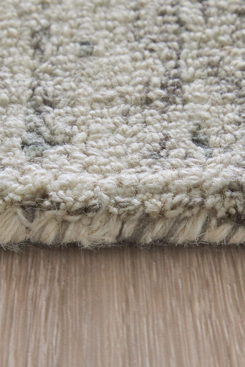 Belfort 8667F Ivory 9' x 12' Rug image number 10