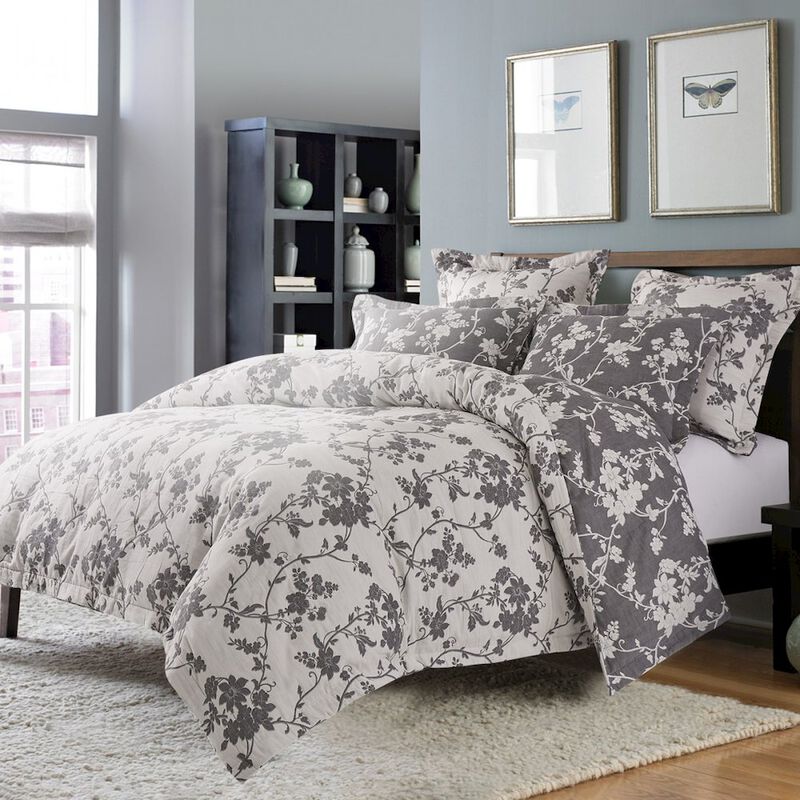 Michael Amini Mika 5-Piece Queen Duvet Set - Dove image number 0