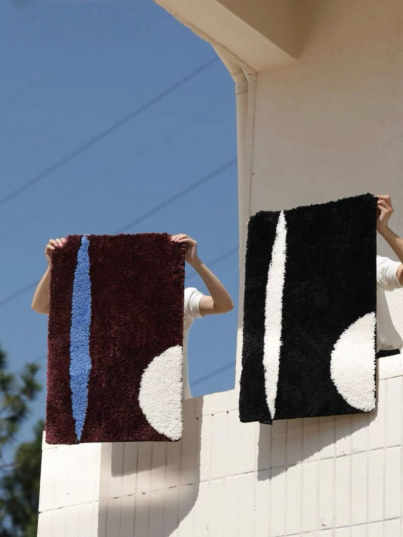 Ultra Soft Contemporary Abstract Bath Rug, Absorbent, Anti-slippery Mat image number 1